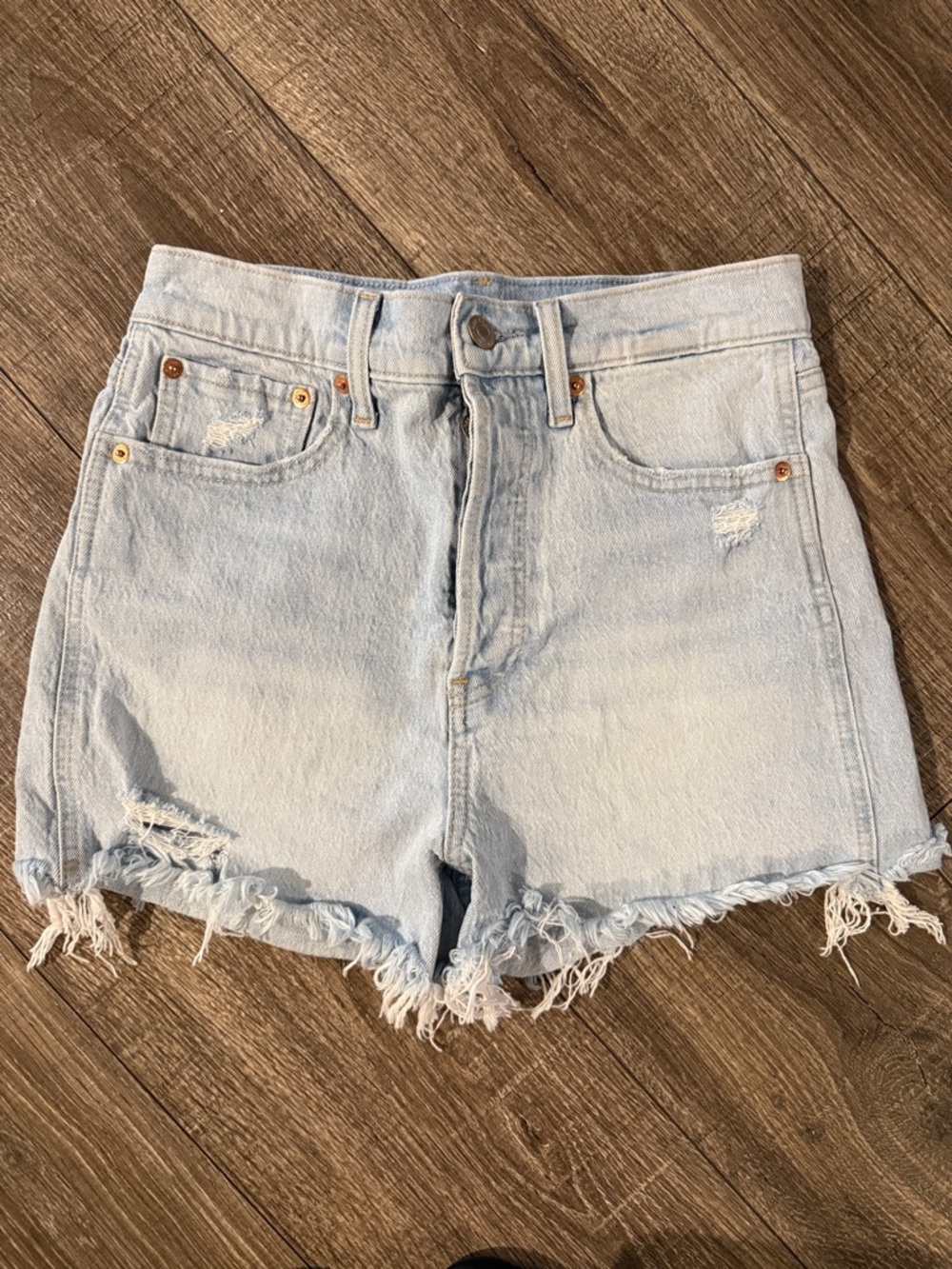 Gap Cheeky Short. Sky High. Light Wash Distressed Denim Shorts - Women's
